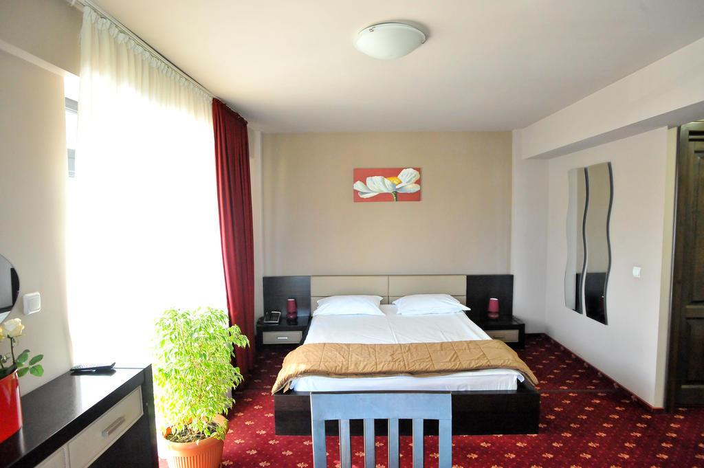 Pensiunea Novis Iasi Rom bilde